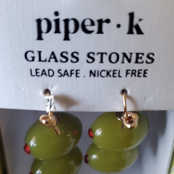 Piper Green Glass Stone Earrings - Picture 3 of 4